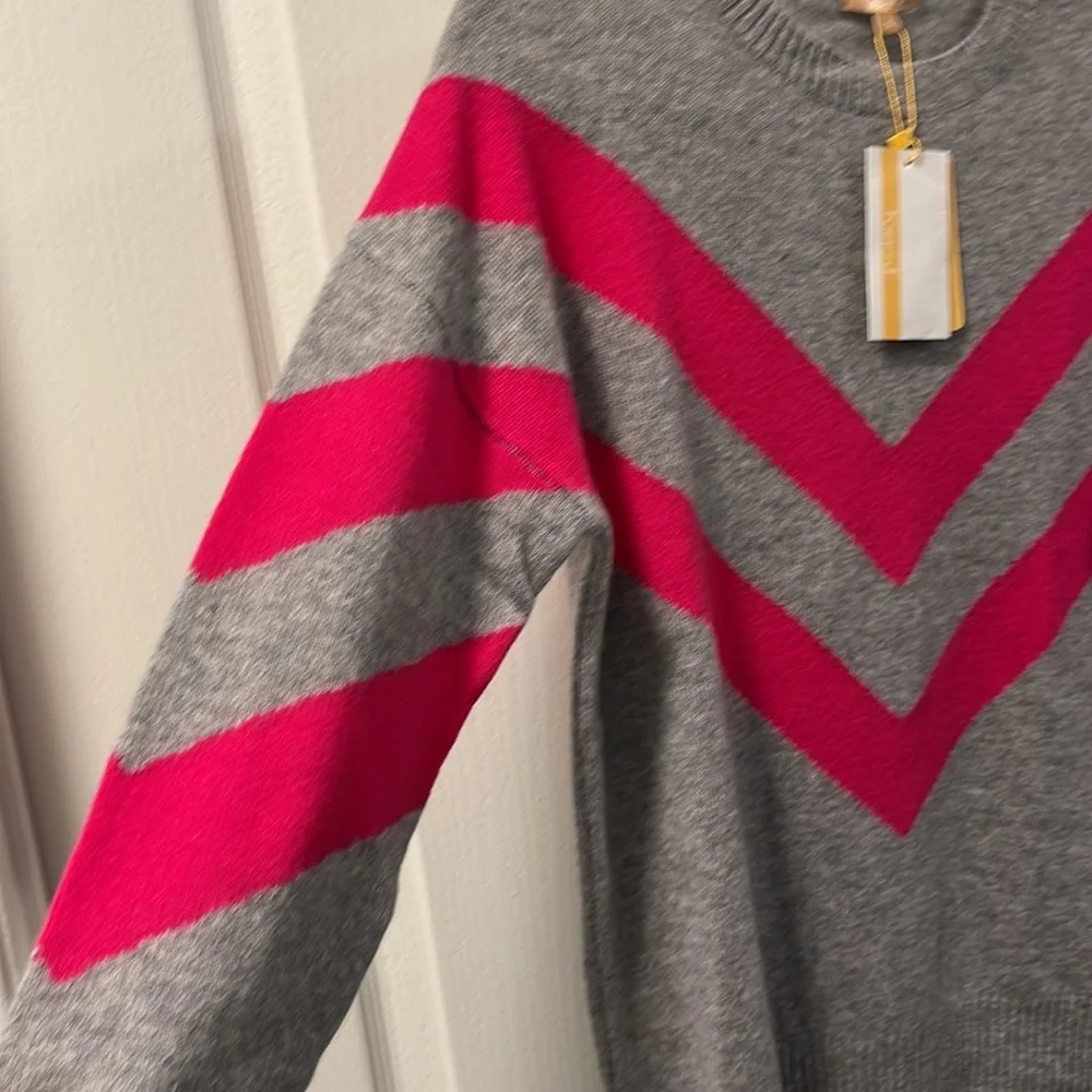 Cashmere sweater by Kier & J. Size Small. NWT. - Picture 7 of 8